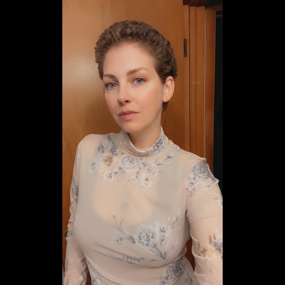 Meet your Posher, Jennifer